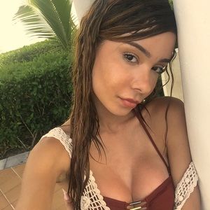 Meet your Posher, Daya